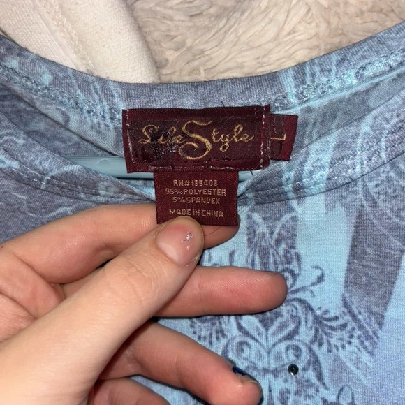 Soft Style Blue Patterned Tee - Picture 3 of 3